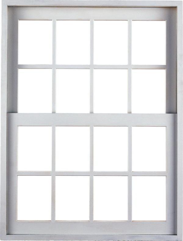 окно на белом фоне